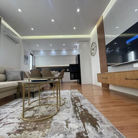 Lux Apartment At Arlis Tirana Exterior photo